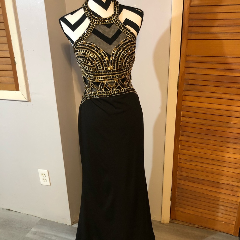 Camille La Vie Dress size 6 (prom, military ball)